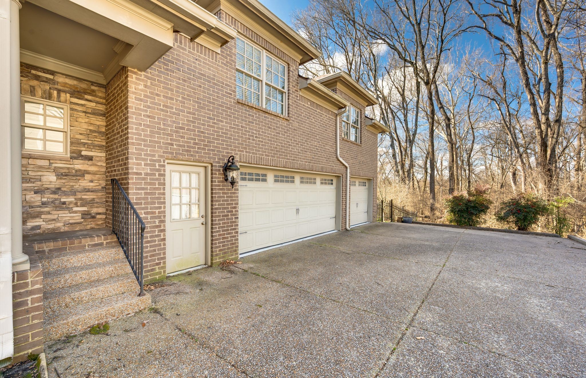 405 Luna Court Franklin, TN 37064 - Photo 57 of 57 a view of empty room with garage and window