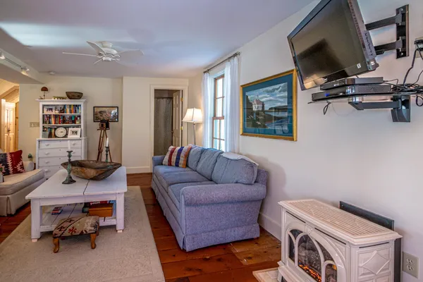 $695,000 | 4 Evergreen Trail, Unit 1B, Jackson, NH 03846