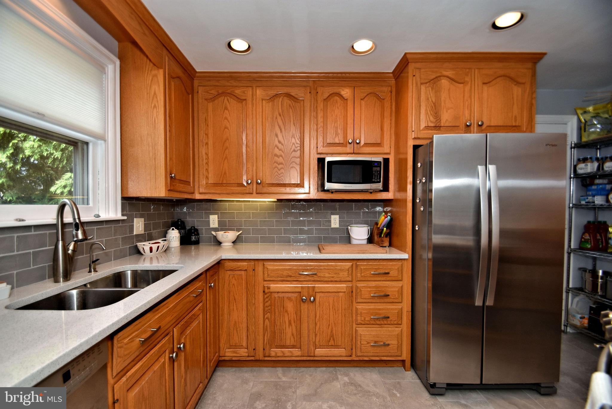 901 Atwood Road Flourtown, PA 19031 - Photo 9 of 25 Gallery Image 9