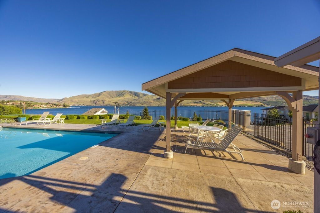 116 Apple Avenue Chelan, WA 98816 - Photo 18 of 30