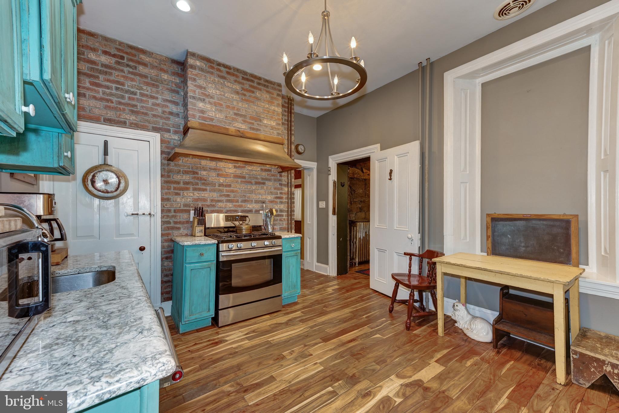 705 Woodlane Road Beverly, NJ 08010 - Photo 23 of 62
