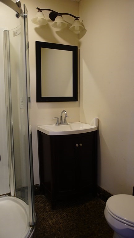 188 Florida Street Springfield, MA 01109 - Photo 14 of 27 Gallery Image 14