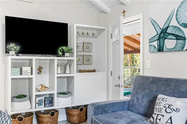 $590,000 | 51 Osceola Avenue, Narragansett, RI 02882