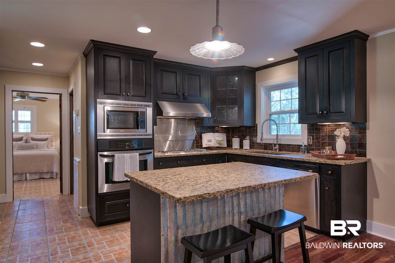 767 Edwards Avenue Fairhope, AL 36532 - Photo 6 of 35 Kitchen