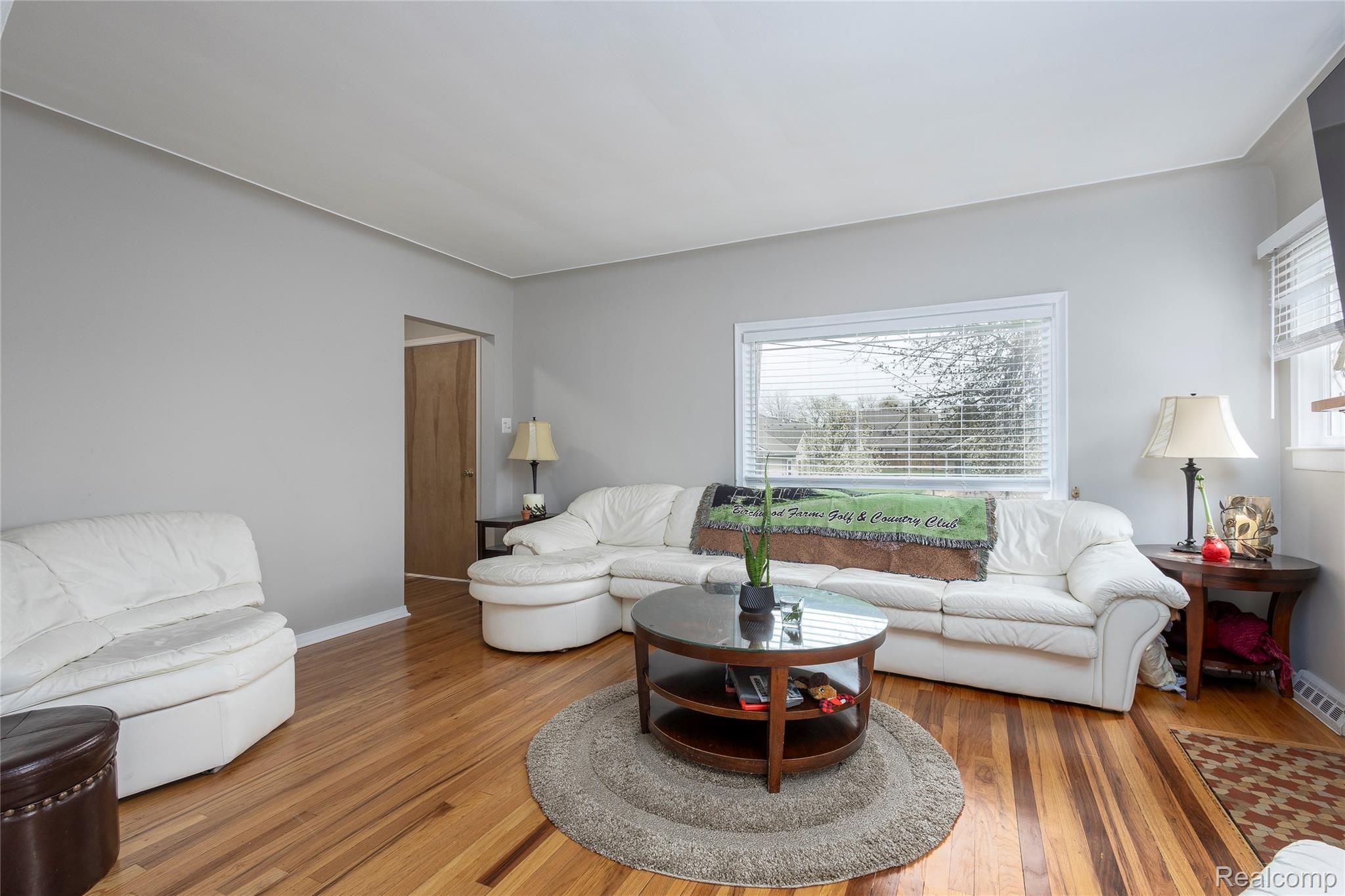 3409 Devon Road Royal Oak, MI 48073 - Photo 4 of 27 3409 Devon Duplex_02.jpg