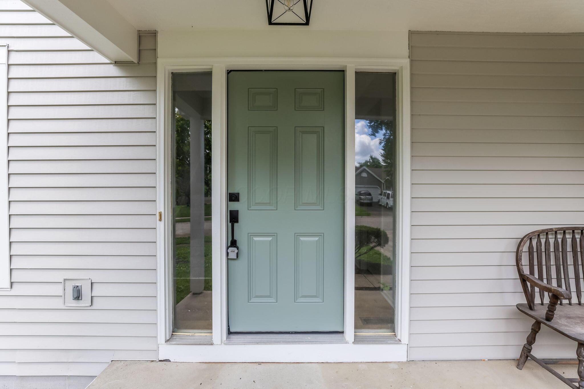 164 Greenbank Road Columbus, OH 43230 - Photo 4 of 46 Porch