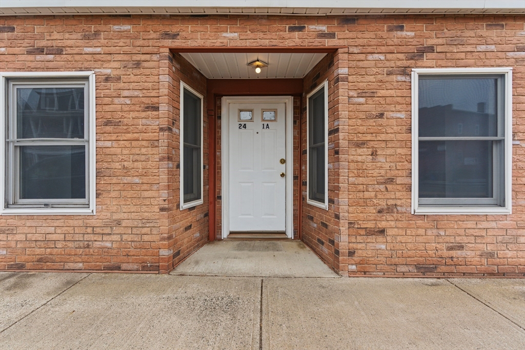 24 North Street, Unit 1A Warren, MA 01092 - Photo 1 of 1