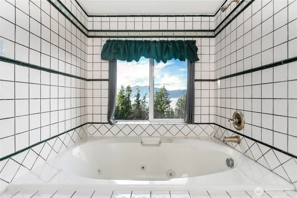$775,000 | 12001 Seabeck Highway Northwest, Seabeck, WA 98380