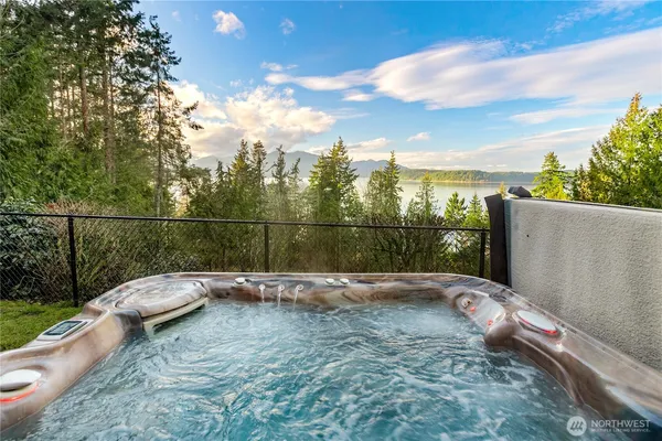 $775,000 | 12001 Seabeck Highway Northwest, Seabeck, WA 98380