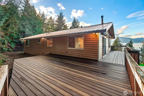 $775,000 | 12001 Seabeck Highway Northwest, Seabeck, WA 98380