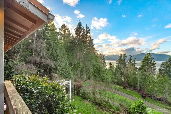 $775,000 | 12001 Seabeck Highway Northwest, Seabeck, WA 98380