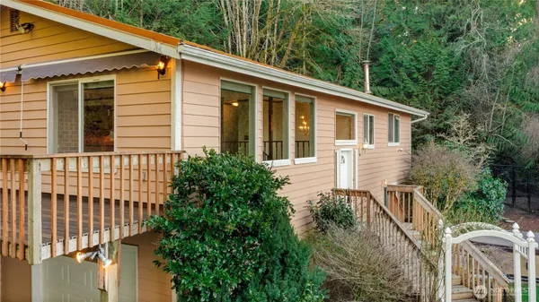 $775,000 | 12001 Seabeck Highway Northwest, Seabeck, WA 98380