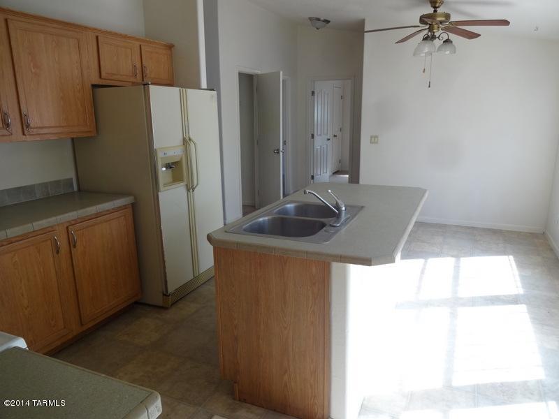 950 East Navajo Road Tucson, AZ 85719 - Photo 4 of 25 Gallery Image 4