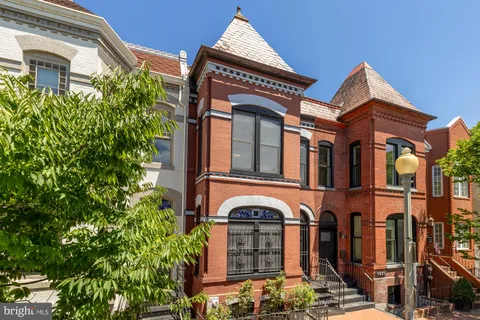 $1,400,000 | 1333 Wallach Place Northwest, Washington, DC 20009