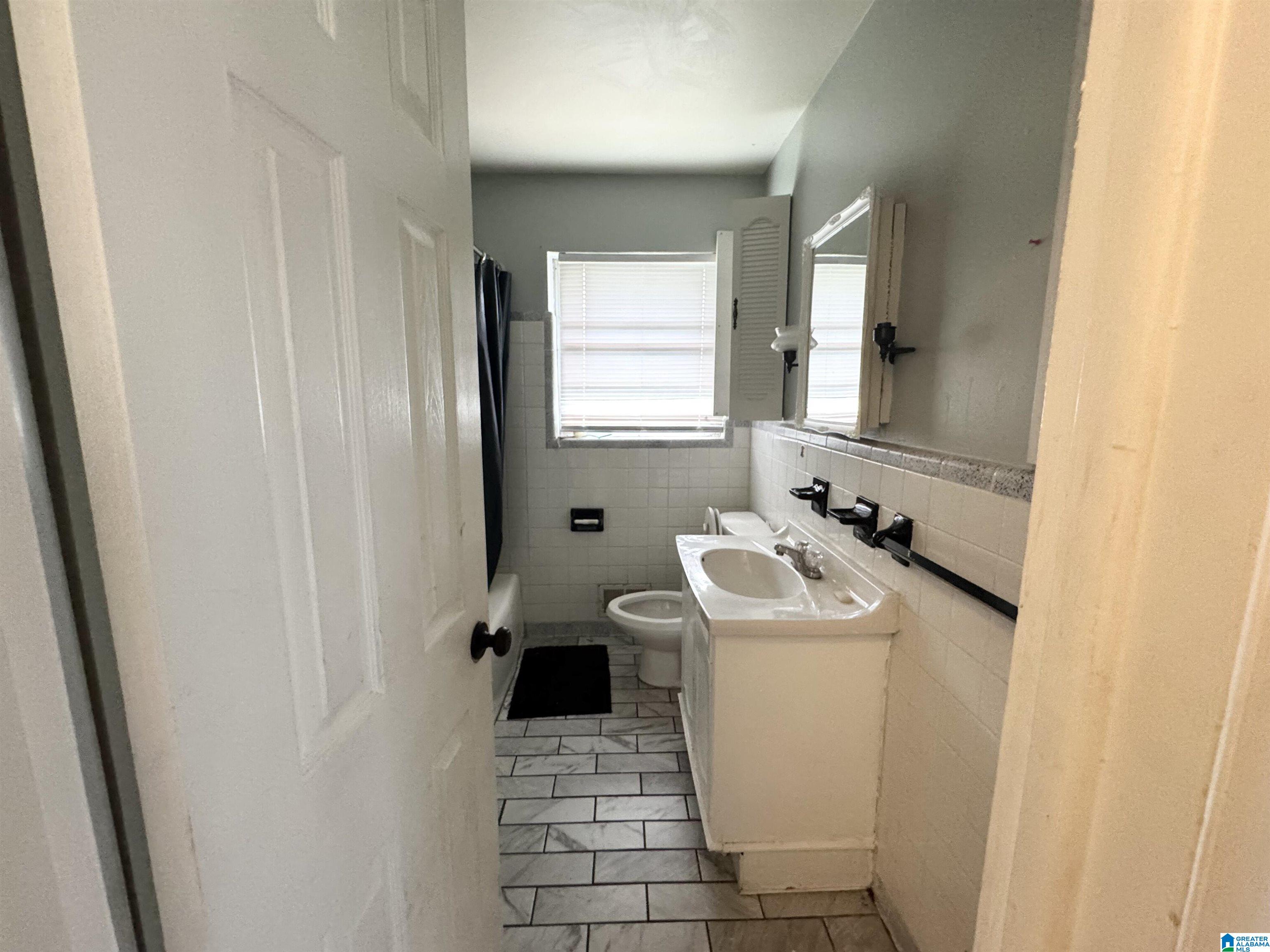 517 Sunhill Road Northwest Birmingham, AL 35215 - Photo 22 of 36