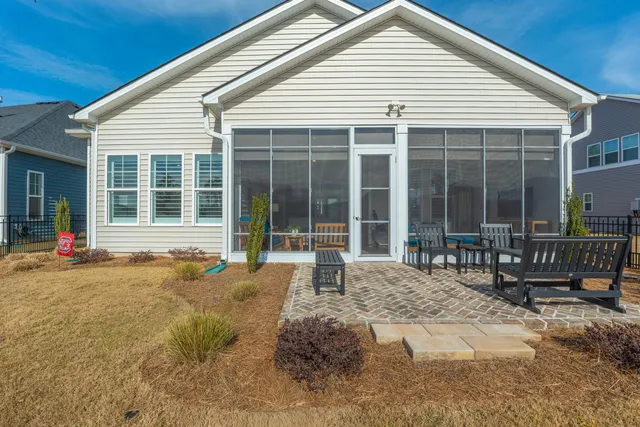 $575,000 | 511 Ocean Mist Way, Summerville, SC 29486