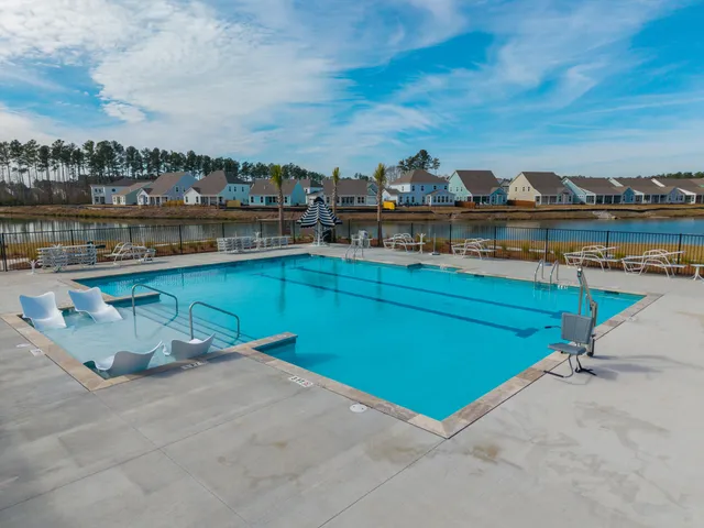 $575,000 | 511 Ocean Mist Way, Summerville, SC 29486