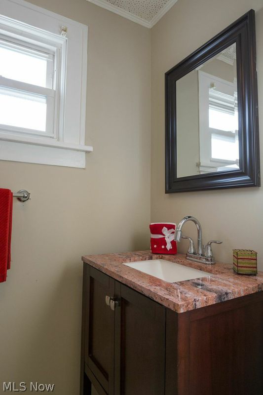 884 Beverly Road Cleveland Heights, OH 44121 - Photo 11 of 25 Gallery Image 11