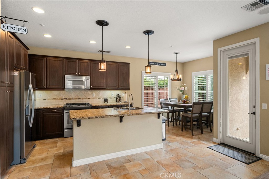 4065 Garvey Way Riverside, CA 92501 - Photo 14 of 43