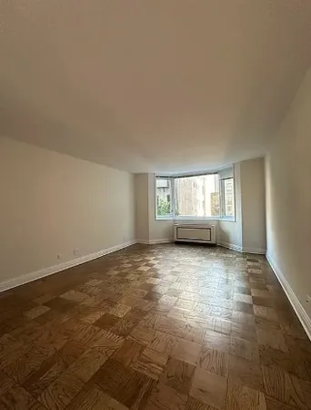 $4,750 | 400 East 71st Street, Unit 9V | Lenox Hill