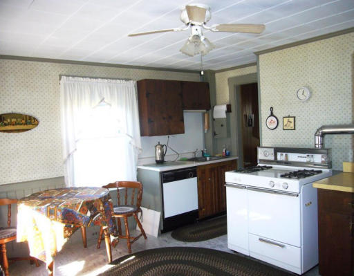 7 McKinley Street Maynard, MA 01754 - Photo 4 of 15 Gallery Image 4