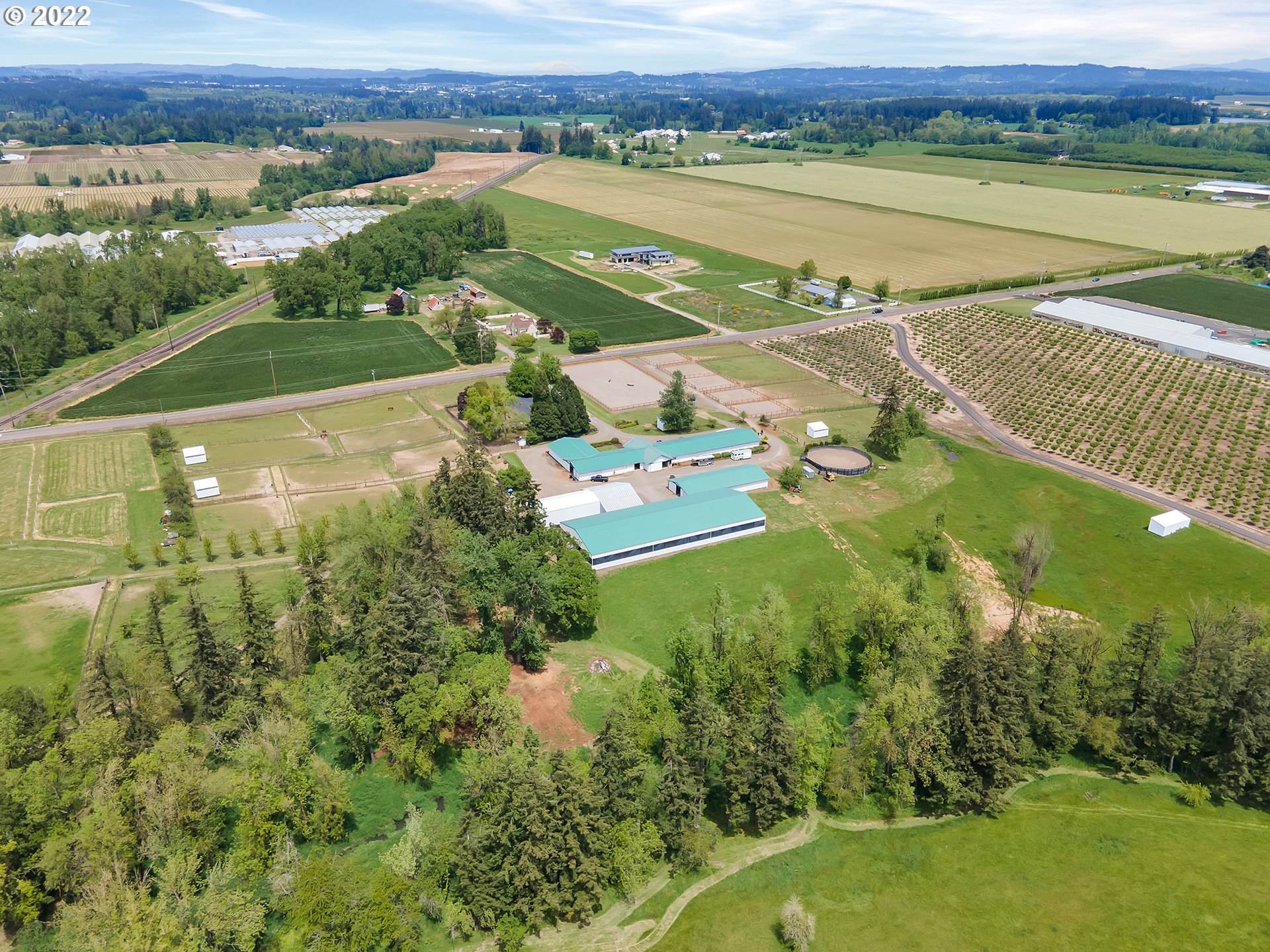 12712 Arndt Road Northeast Aurora, OR 97002 - Photo 2 of 32 Gallery Image 2