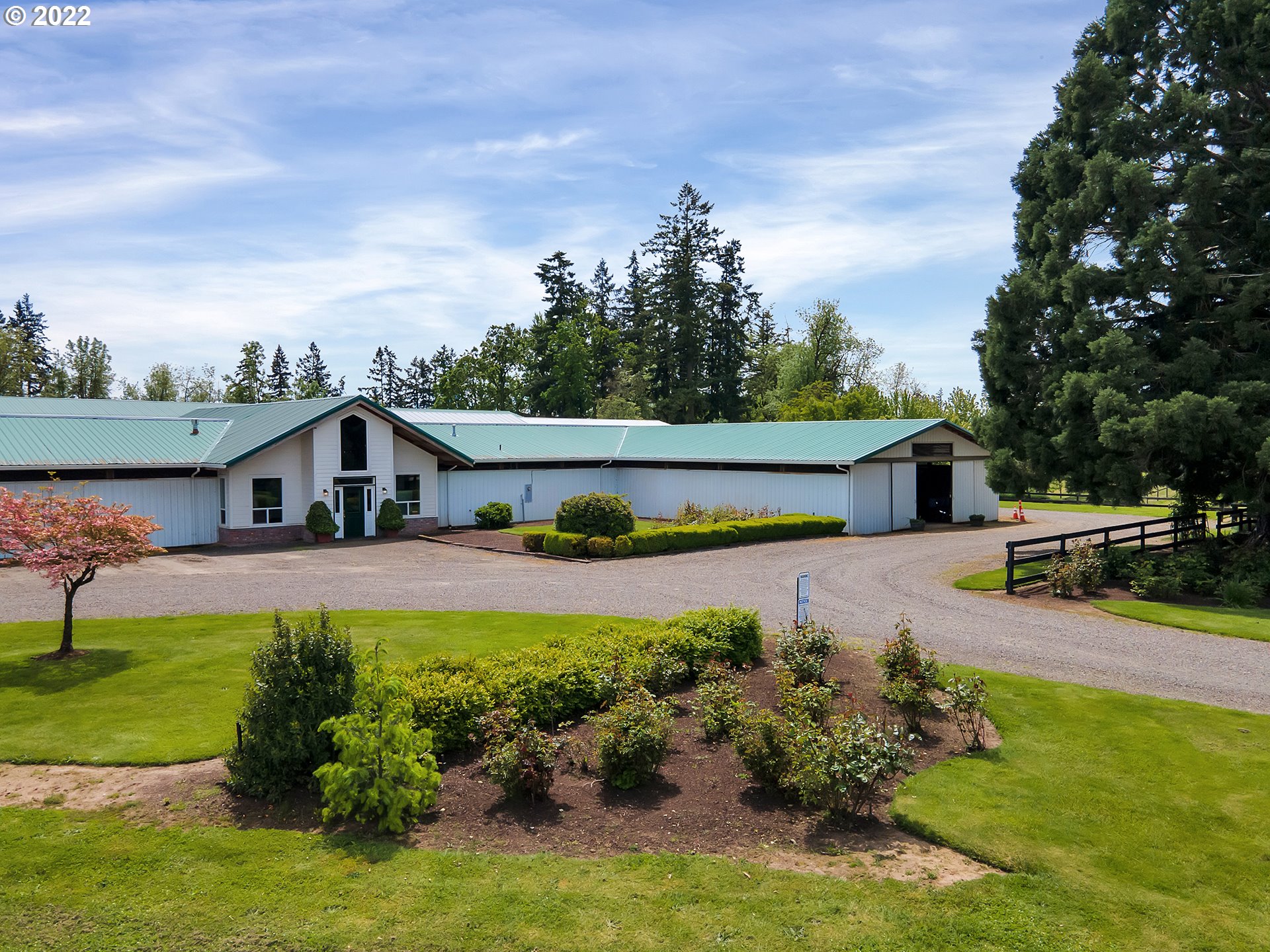 12712 Arndt Road Northeast Aurora, OR 97002 - Photo 4 of 32 Gallery Image 4