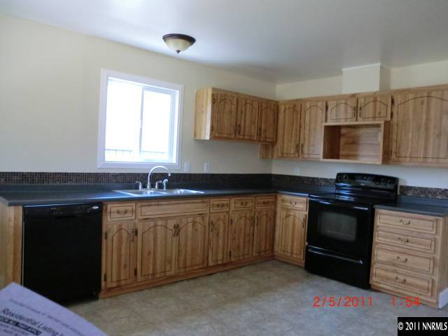 760 Montgomery Way Reno, NV 89506 - Photo 4 of 13 Photo 4