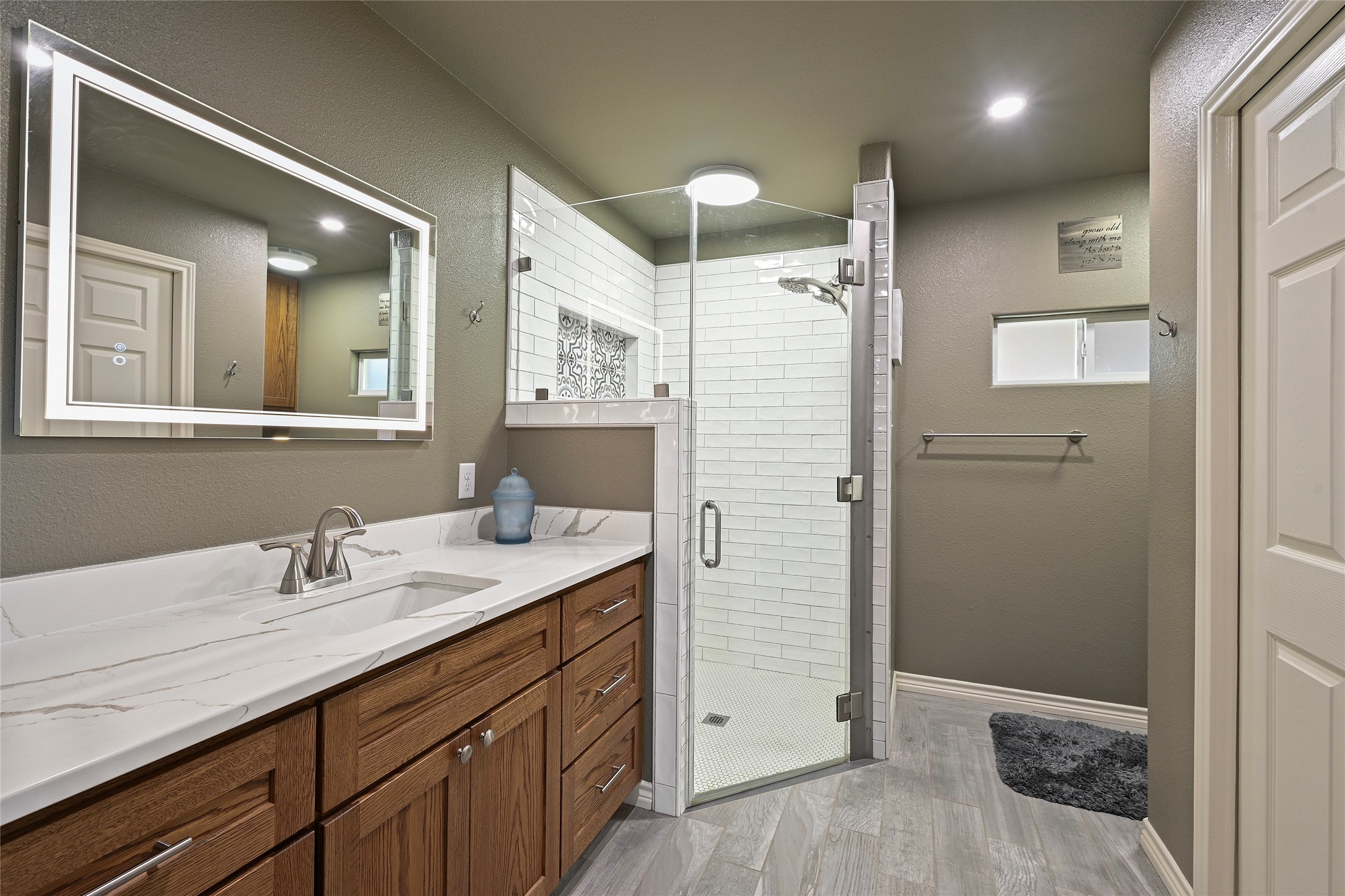 3917 Winding Road Hearne, TX 77859 - Photo 13 of 36