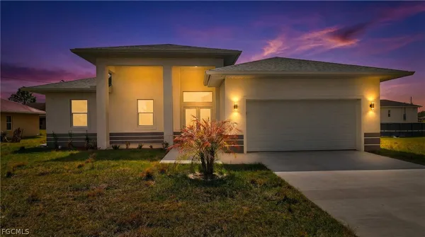 $369,000 | 442 Mercedes Court, Lehigh Acres, FL 33972