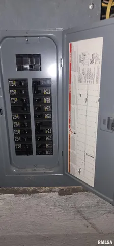 $102,900 | 531 Wood Avenue, Springfield, IL 62702