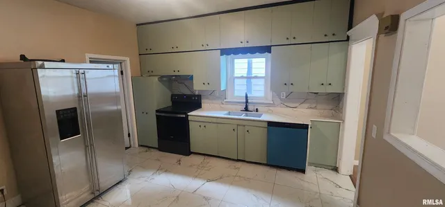 $102,900 | 531 Wood Avenue, Springfield, IL 62702