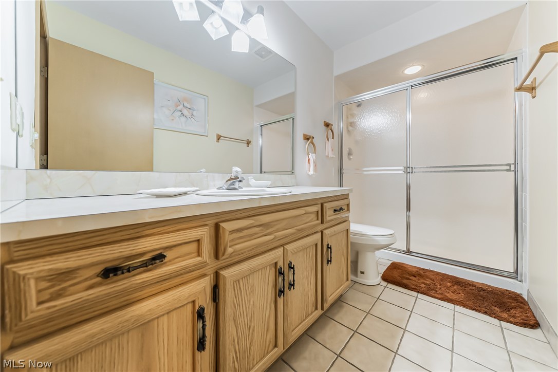 2623 Butterwing Road Cleveland, OH 44124 - Photo 28 of 50 Bathroom