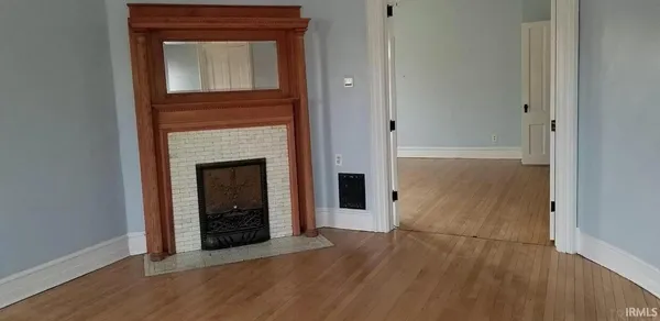 $1,100 | 209 South 2nd Street, Unit B, Elkhart, IN 46516