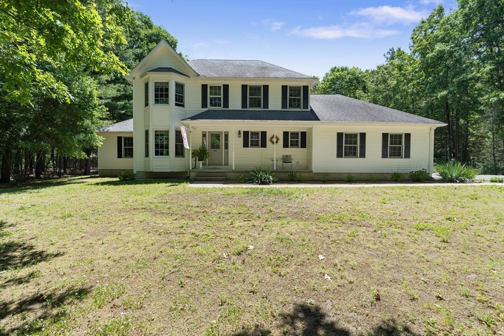 55 Pequot Road Southampton, MA 01073 - Photo 1 of 40