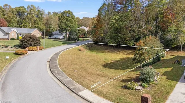 $30,000 | 924 Barrington Drive Northeast, Lenoir, NC 28645