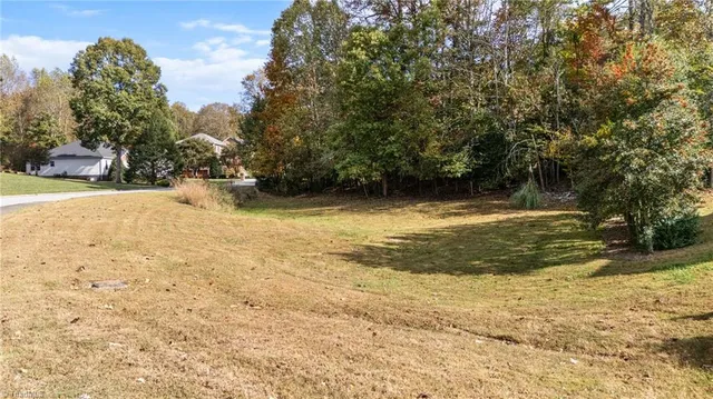 $30,000 | 924 Barrington Drive Northeast, Lenoir, NC 28645