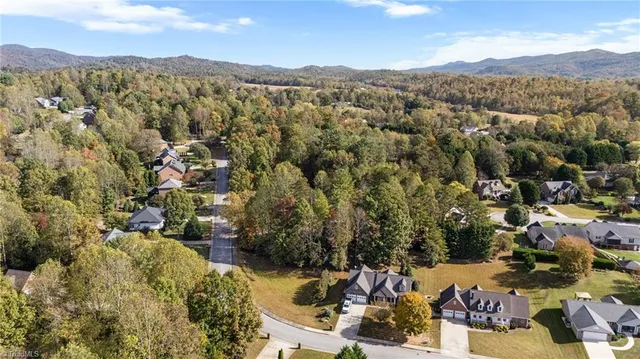 $30,000 | 924 Barrington Drive Northeast, Lenoir, NC 28645