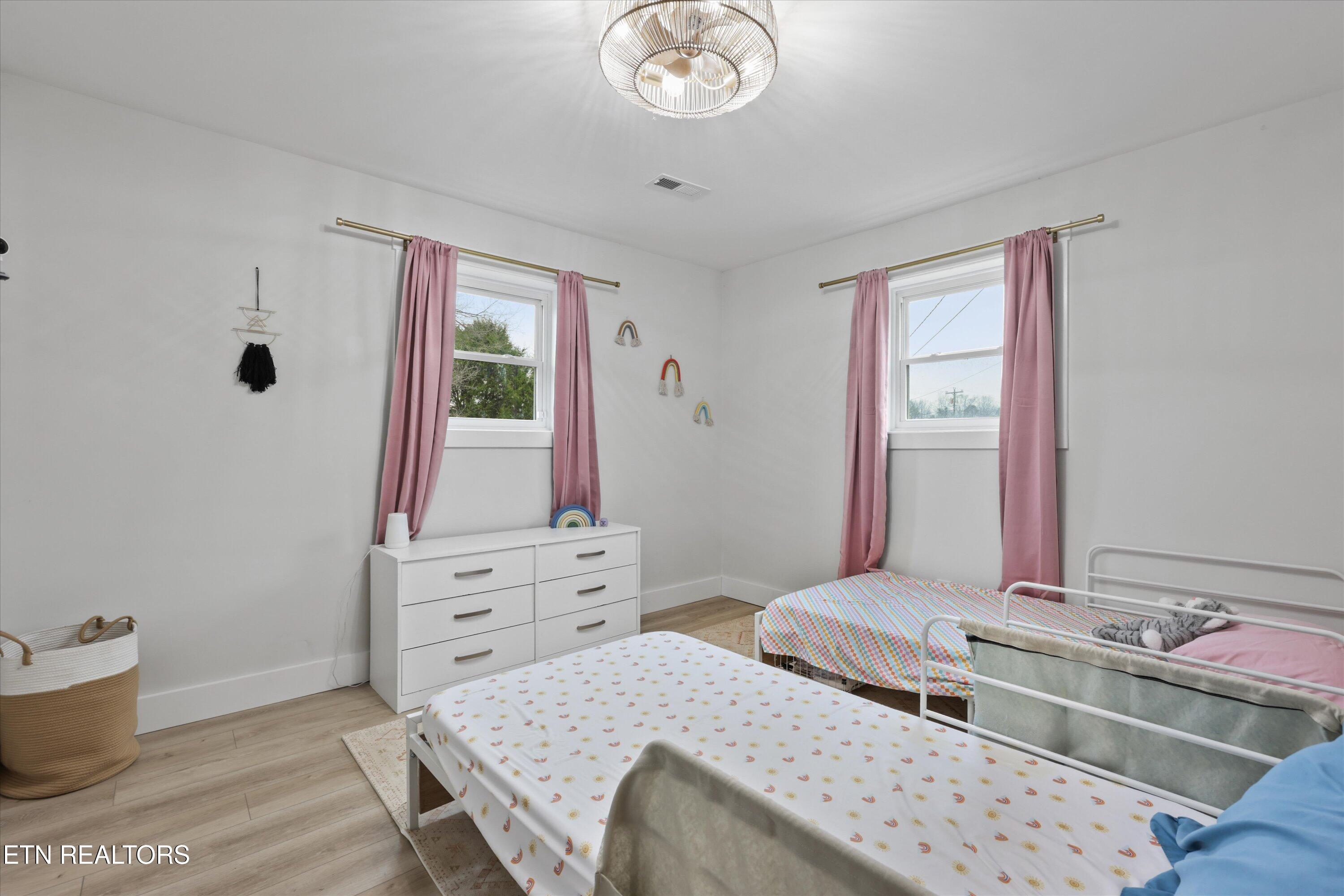 2597 River Road Kingston, TN 37763 - Photo 25 of 34 Bedroom 3