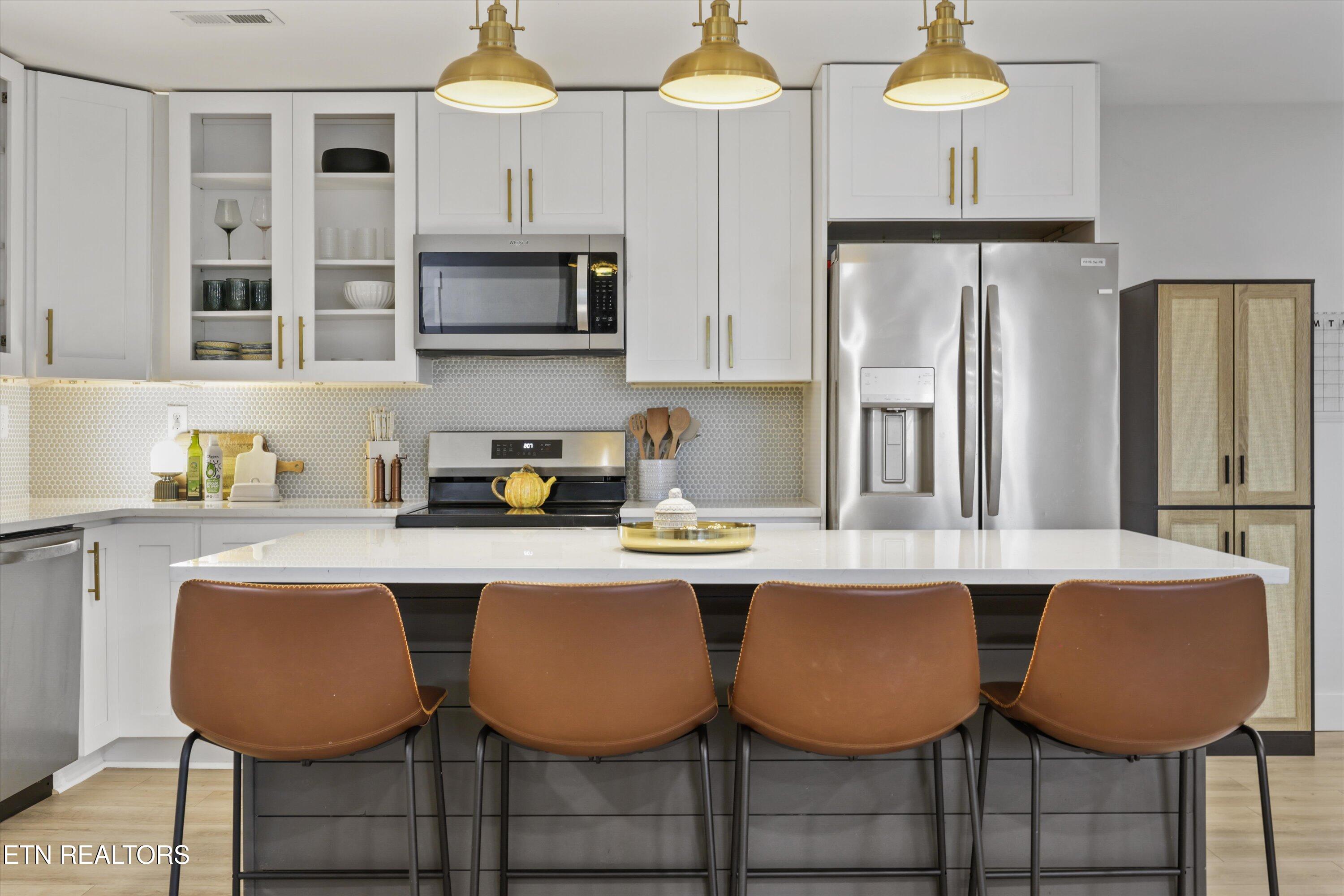 2597 River Road Kingston, TN 37763 - Photo 3 of 34 Kitchen