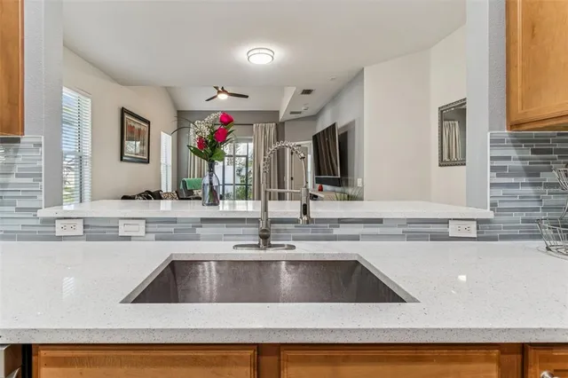 $3,200 | 10659 Whittington Court, Largo, FL 33771