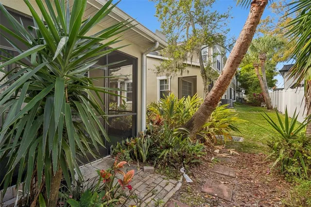 $3,200 | 10659 Whittington Court, Largo, FL 33771