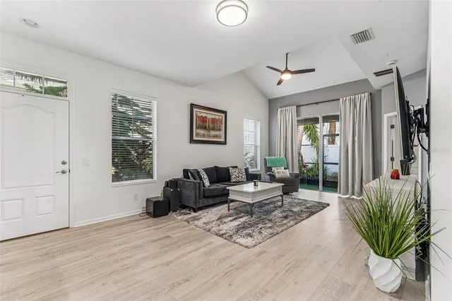 $3,200 | 10659 Whittington Court, Largo, FL 33771