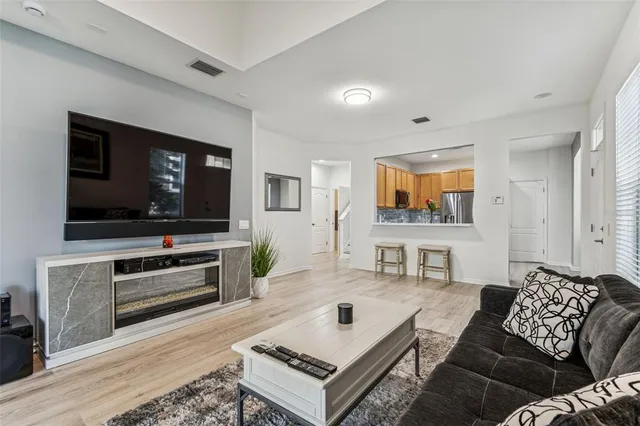 $3,200 | 10659 Whittington Court, Largo, FL 33771