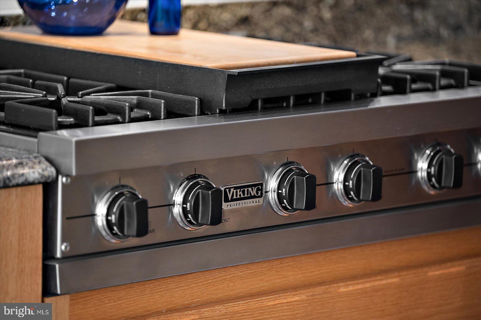 33915 Shockley Road Parsonsburg, MD 21849 - Photo 45 of 125 Chef's dream: Viking precision cooking.