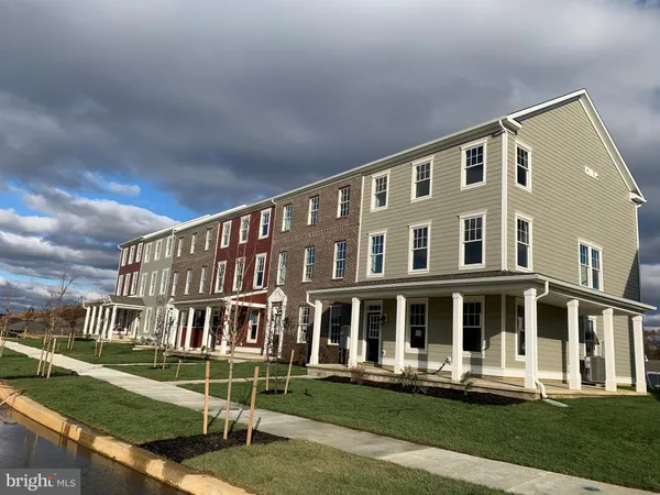 $2,999 | 866 Mapleton Avenue, Middletown, DE 19709