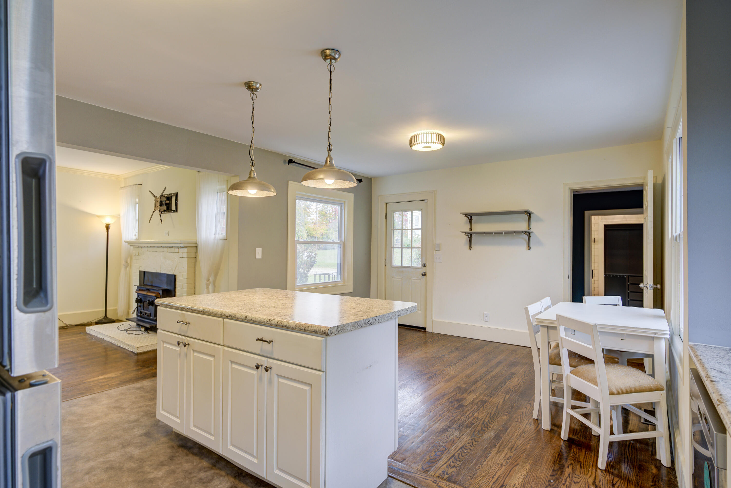 136 Headtown Road Jonesborough, TN 37659 - Photo 12 of 48 CBD645F3-8D04-4C3F-89DD-D78184886D17
