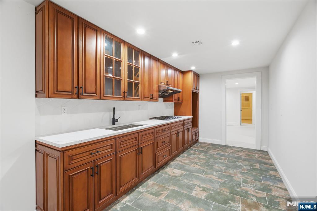 207 Union Street Montclair, NJ 07042 - Photo 42 of 47