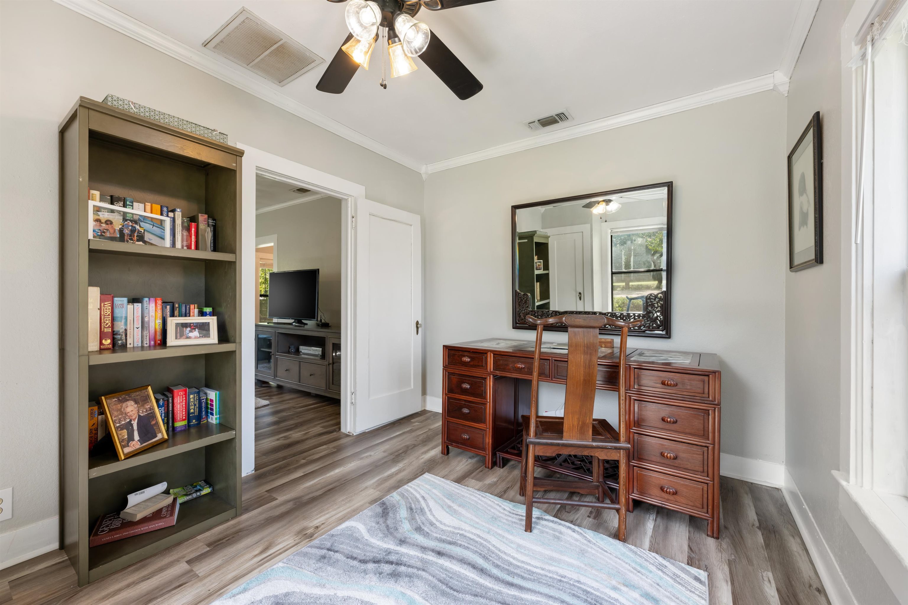 555 Hopewell Road Bertram, TX 78605 - Photo 4 of 31