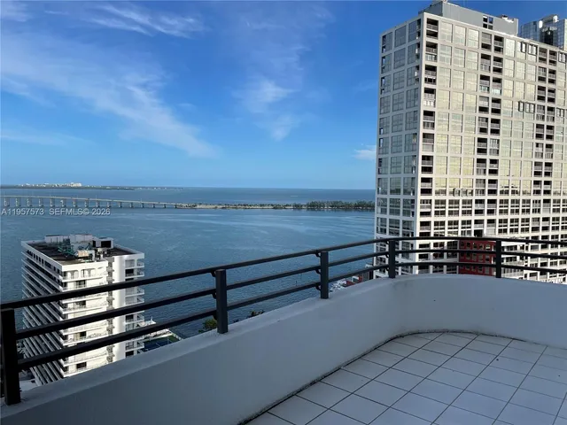 $5,500 | 151 Southeast 15th Road, Unit 2503, Miami, FL 33131